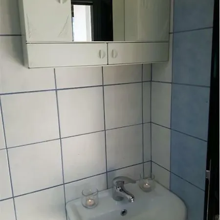 Sasa Stonehouse * Kallirákhi